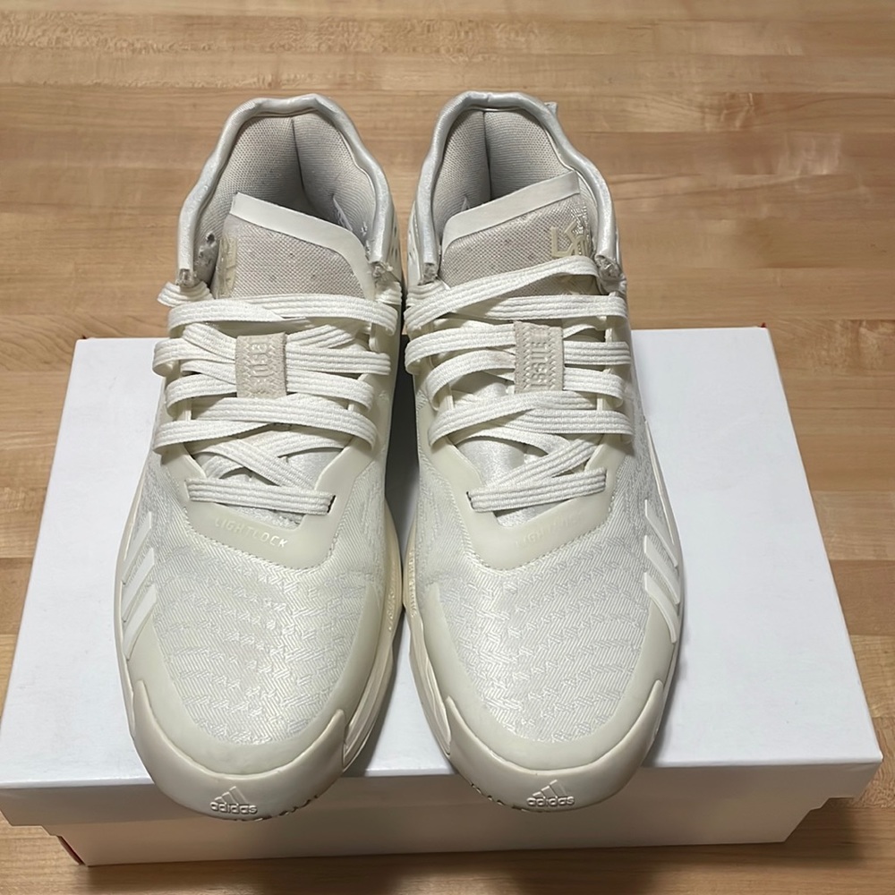 Adidas D.O.N. ISSUE 4